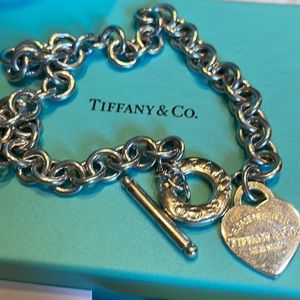 Tiffany & Co. Toggle Necklace Heart